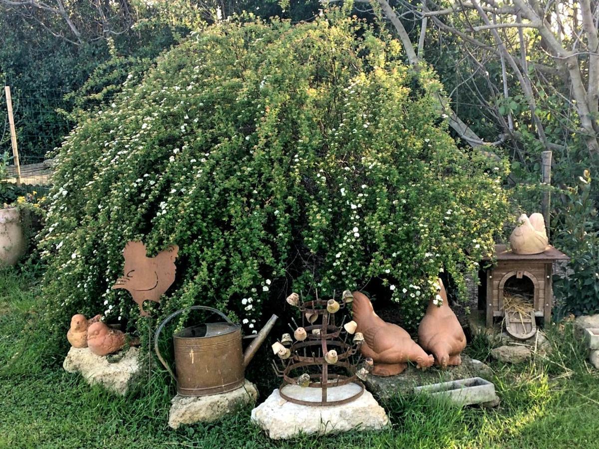 Appartement Dans Mas Provencal Grans エクステリア 写真