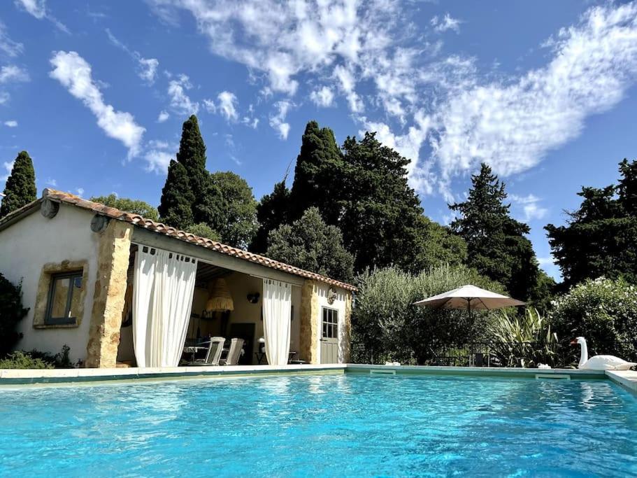 Appartement Dans Mas Provencal Grans エクステリア 写真